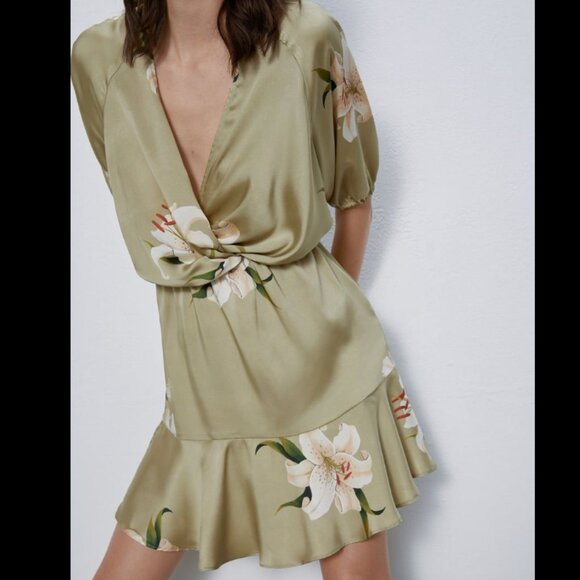 NWT Zara Print Dress with Knot - Picture 2 of 9